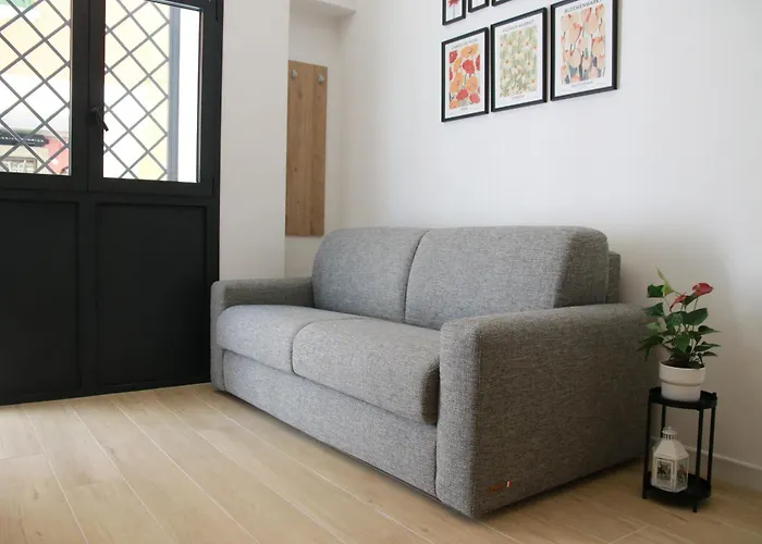 U Zone * بولونيا